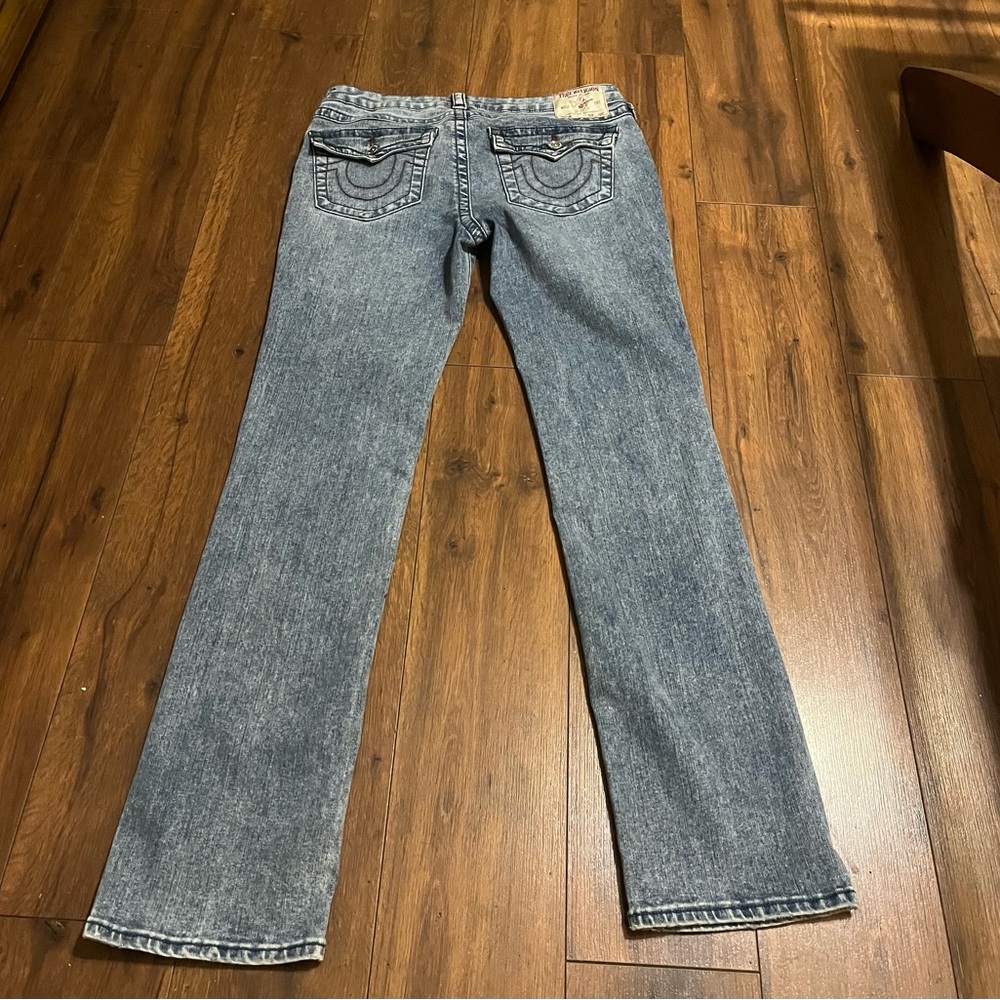 True Religion Women's Faded blue  Straight Leg Jeans - Picture 2 of 15
